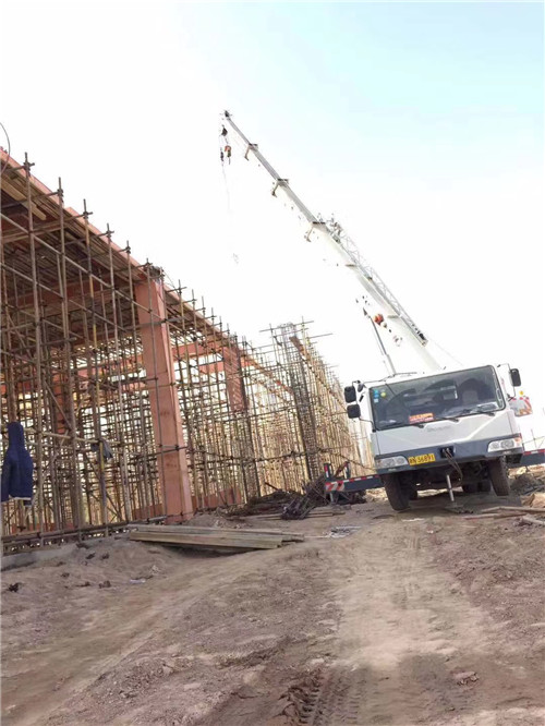 罗平县吊车作业的安全注意事项有哪些？